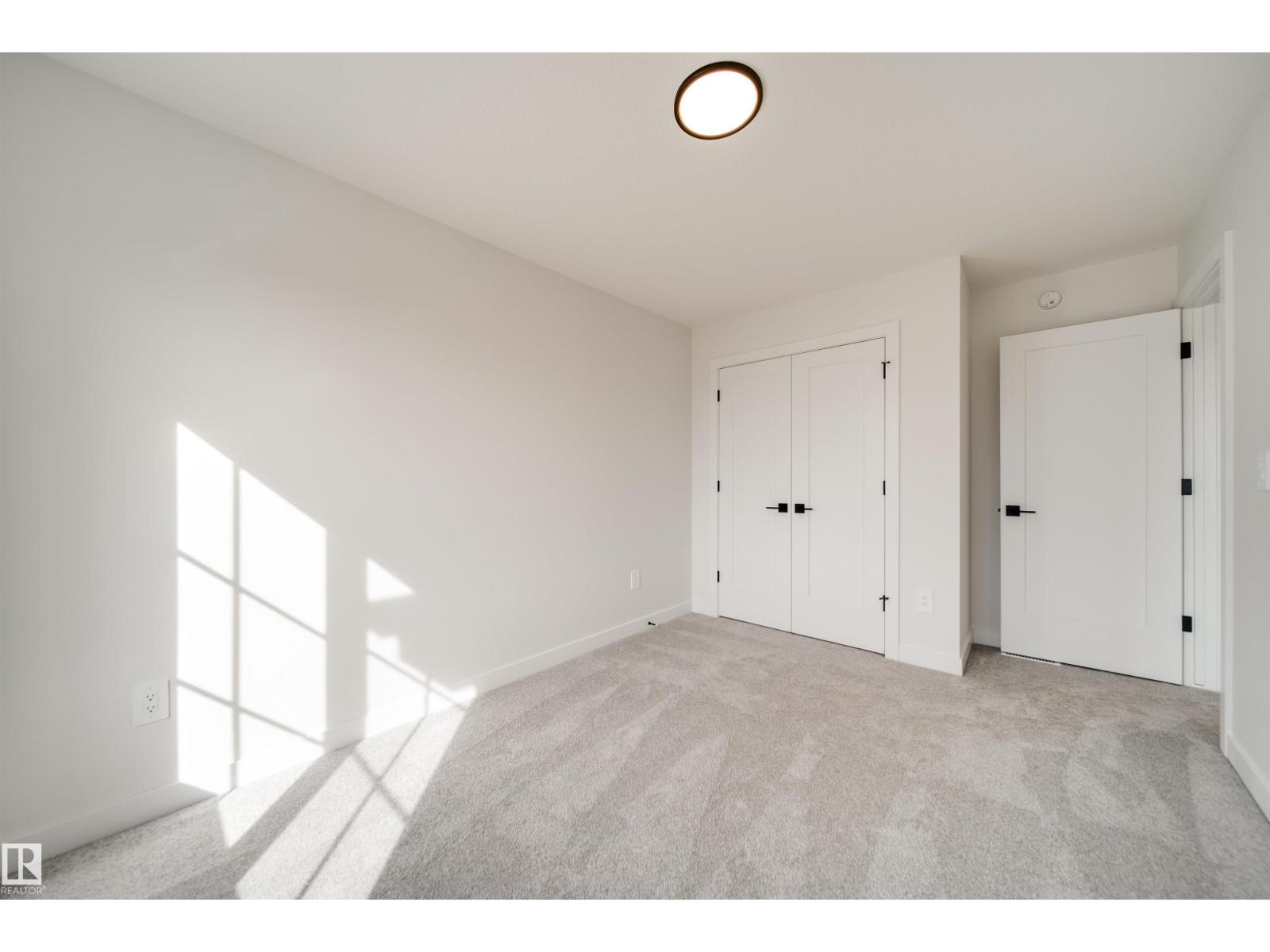 75 Chartres Cl Property Photo 31