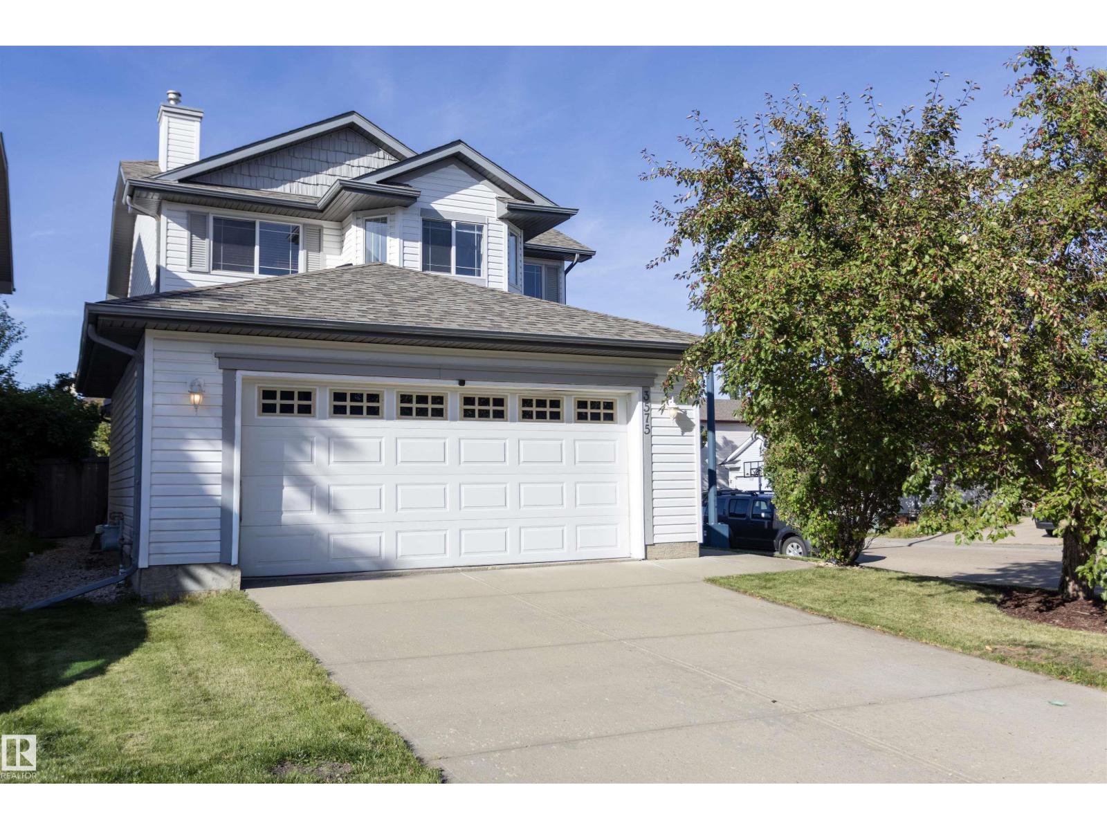 3575 Mclean Cr Sw Property Photo 1