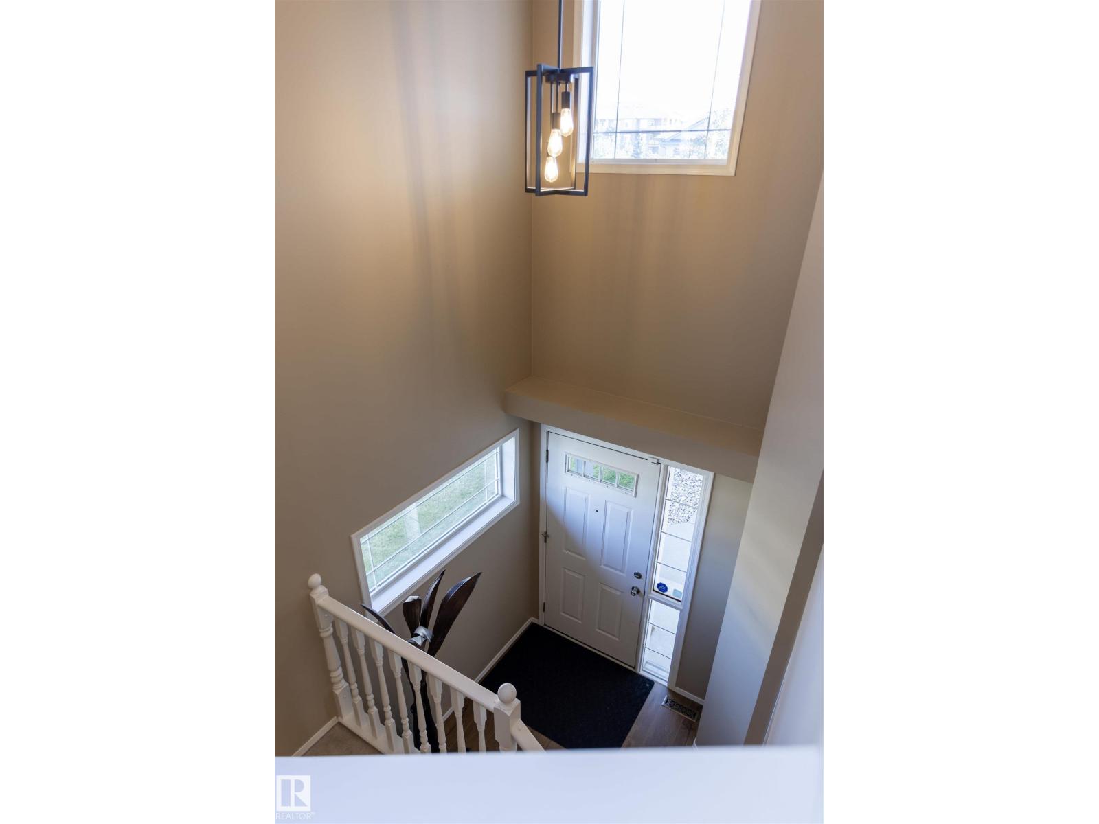 3575 Mclean Cr Sw Property Photo 6