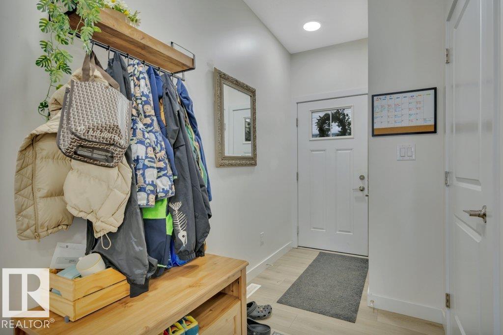 #55 603 Orchards Bv Sw Property Photo 3