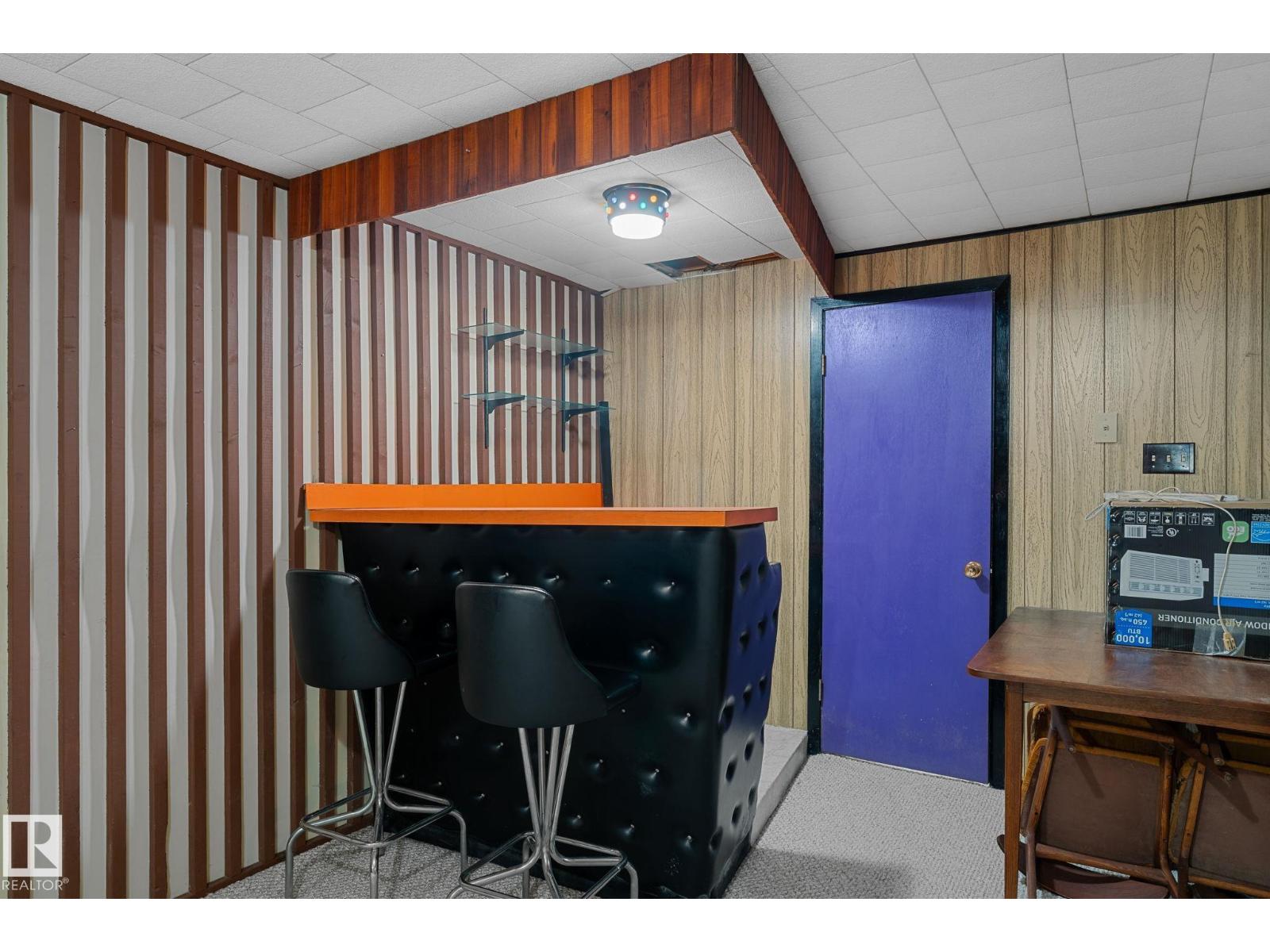 5020 53 Av Property Photo 35