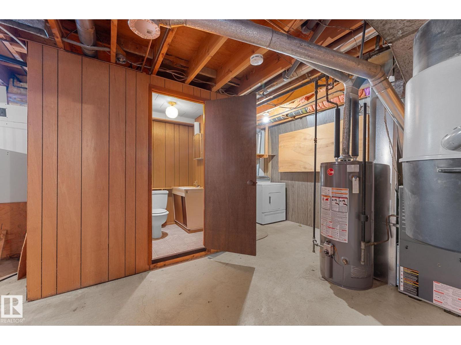 5020 53 Av Property Photo 38