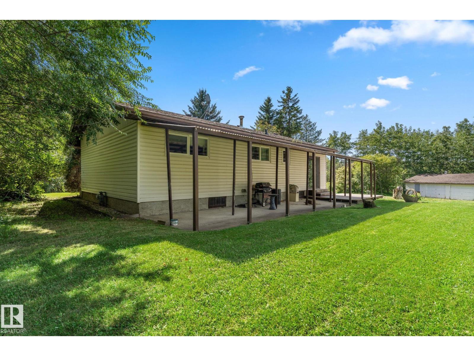5020 53 Av Property Photo 52