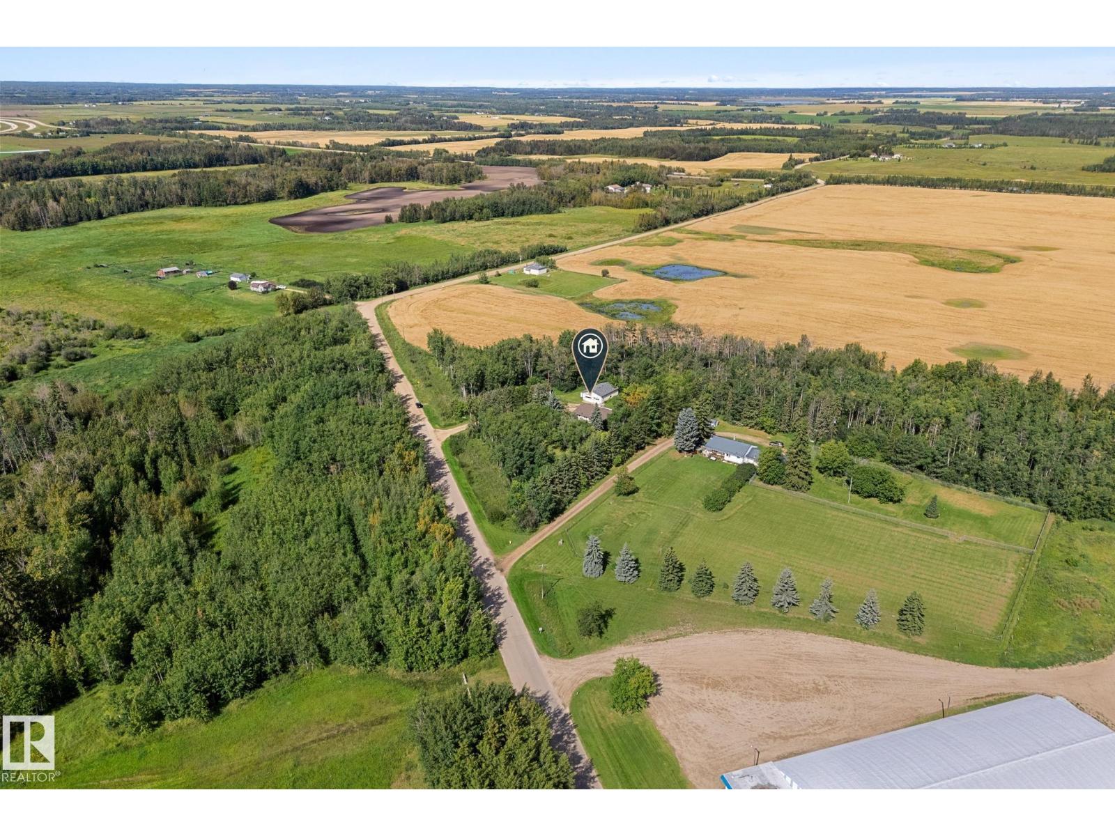 5020 53 Av Property Photo 64