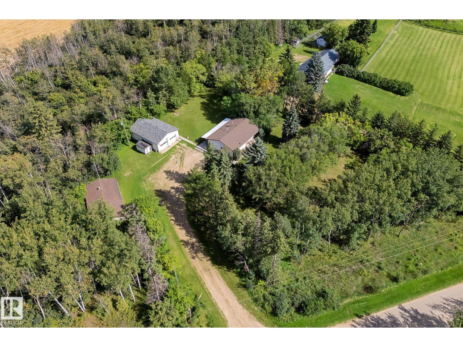 5020 53 Av Property Photo 66