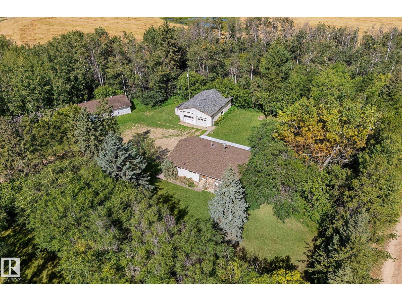 5020 53 Av Property Photo 68