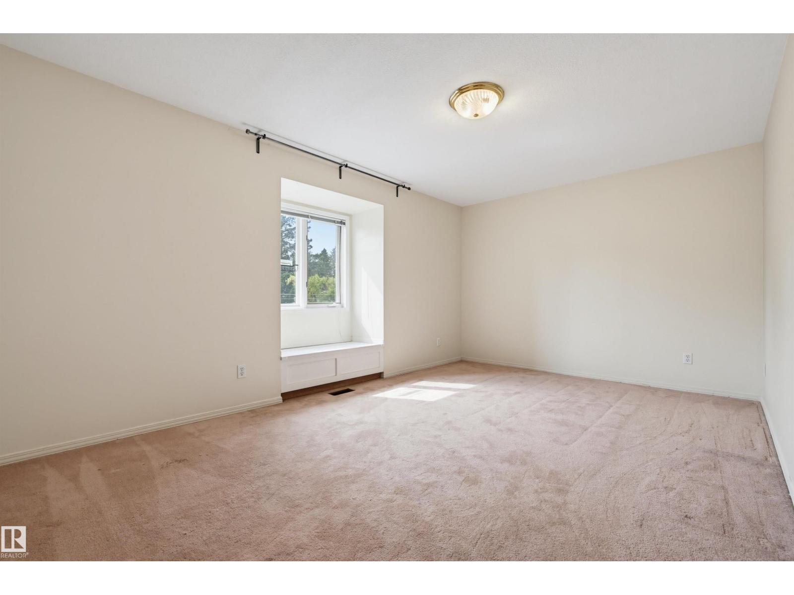 11107 University Av Nw Property Photo 18