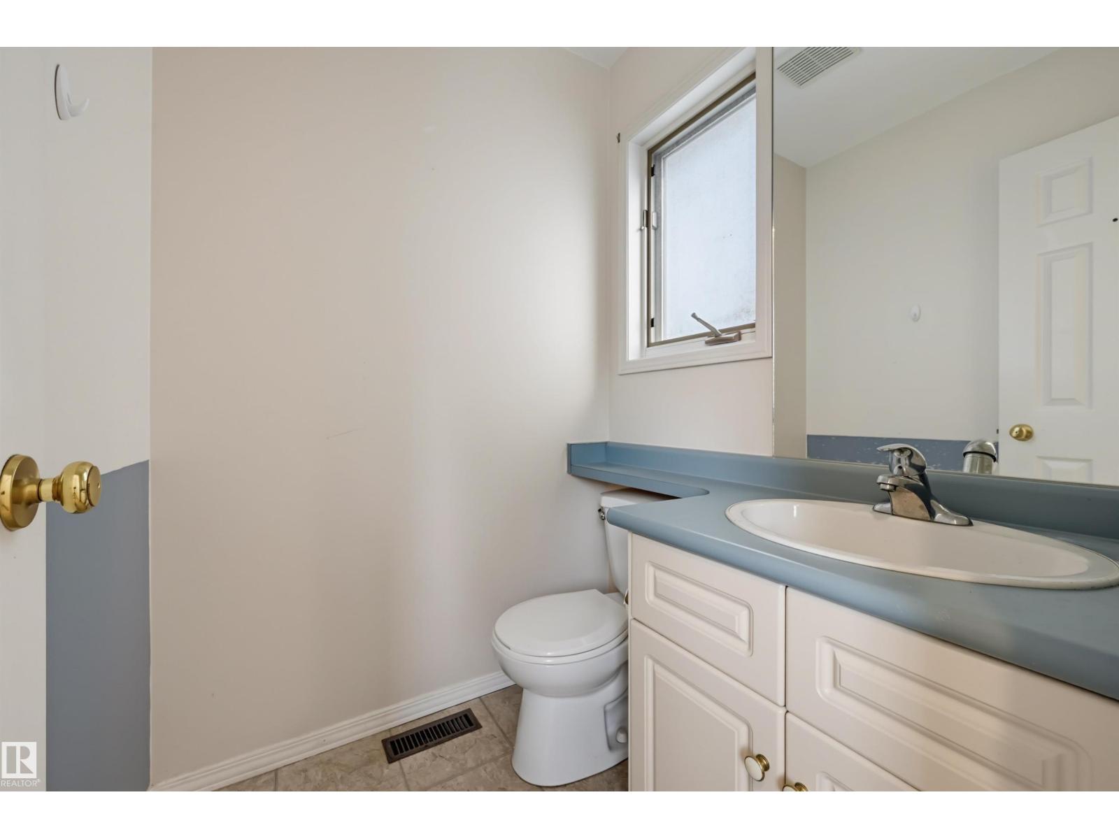 11107 University Av Nw Property Photo 27