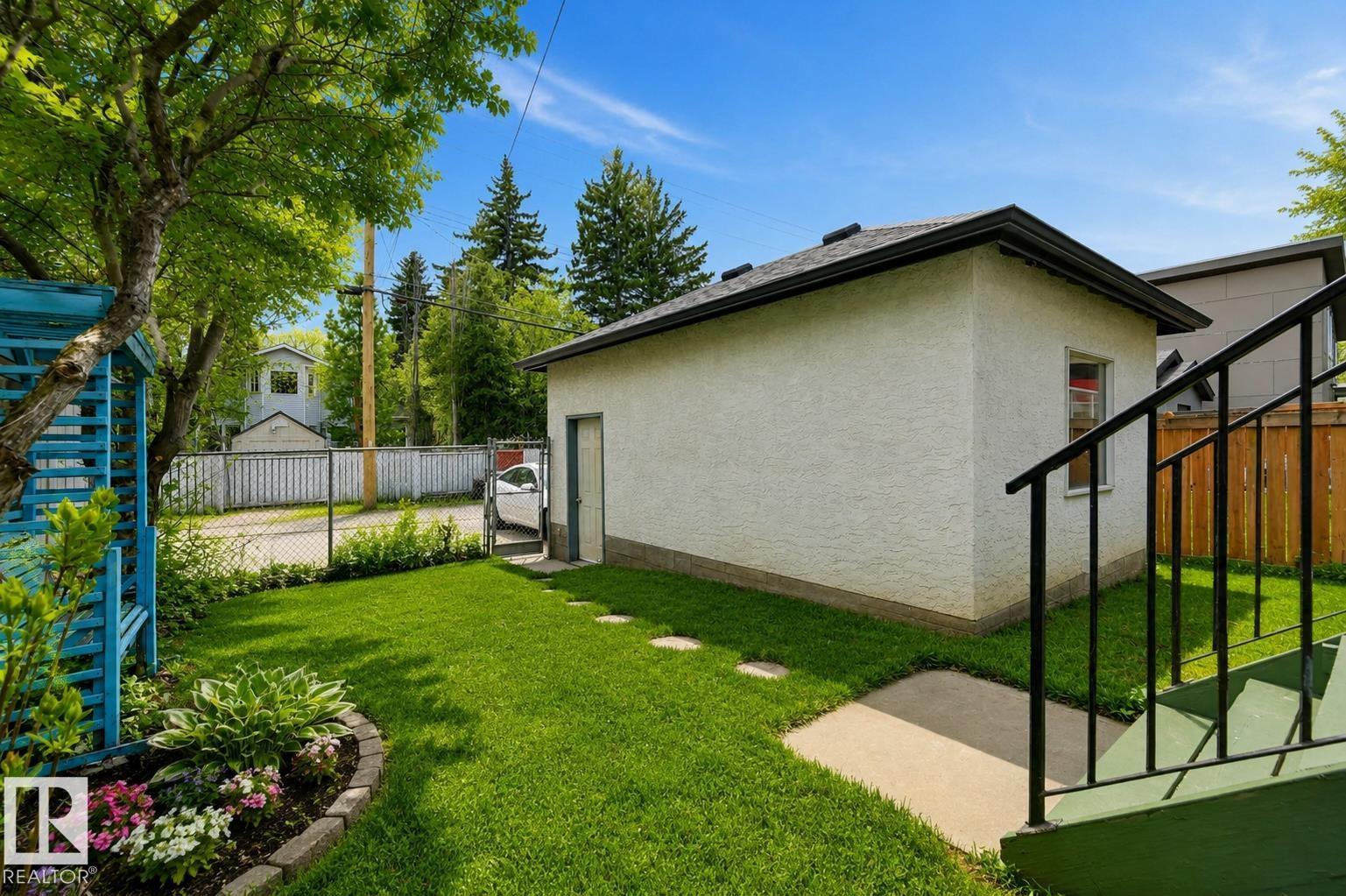 11107 University Av Nw Property Photo 29