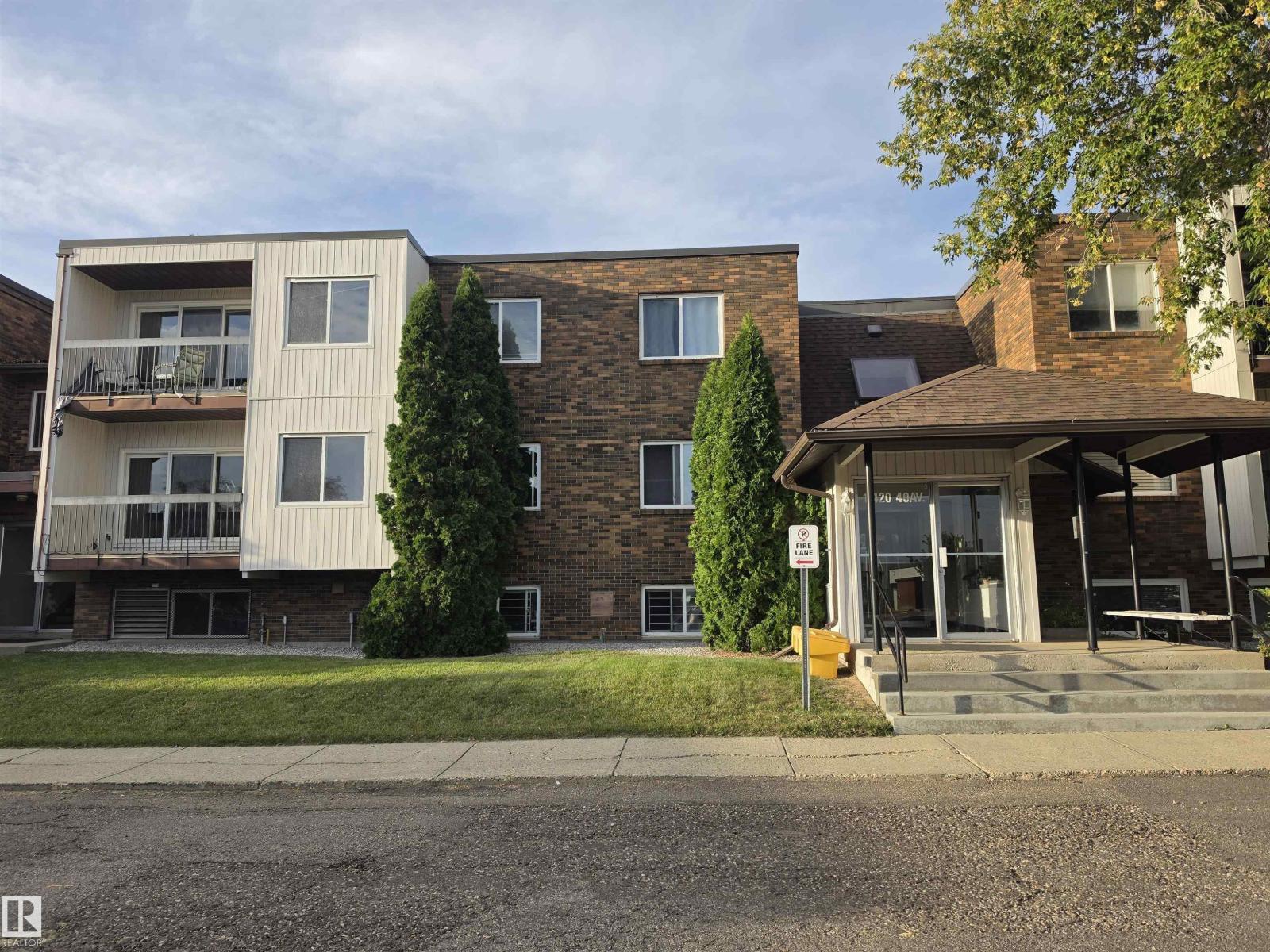 #306 11420 40 AV NW Property Photo 1