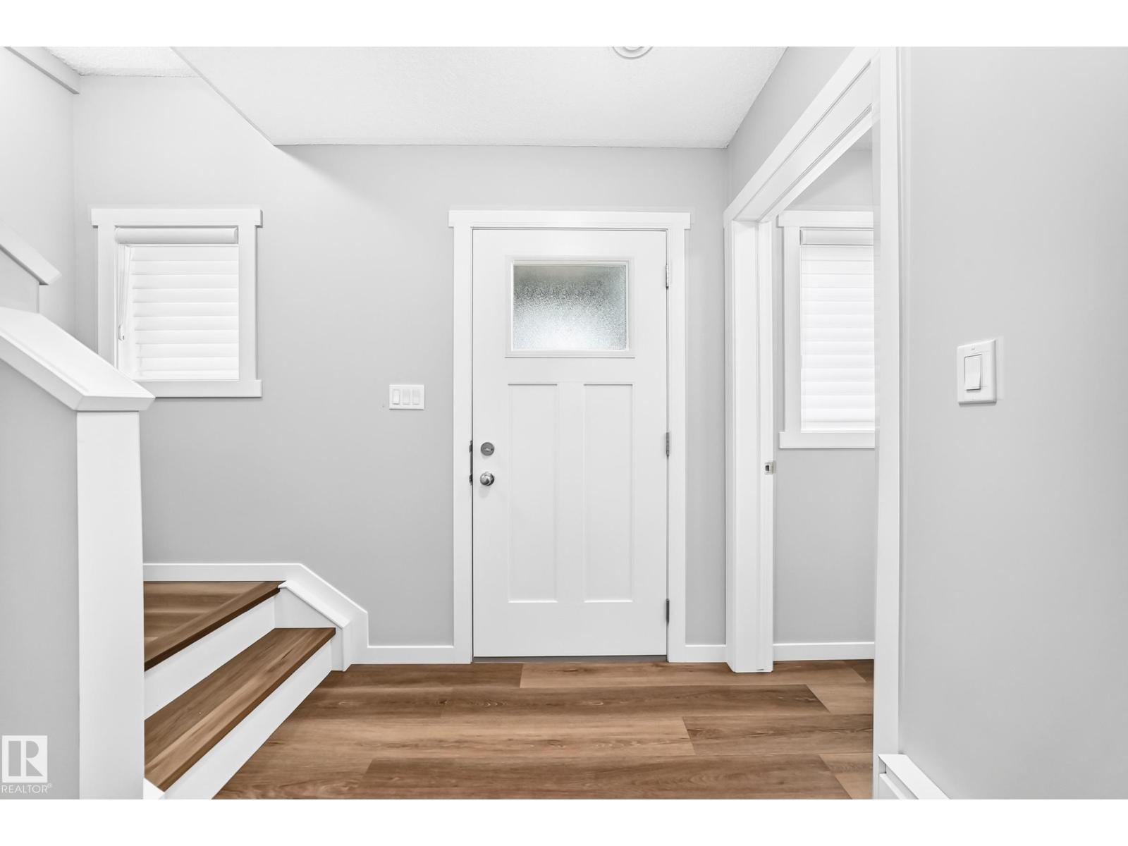 #117 1530 Tamarack Bv Nw Property Photo 3