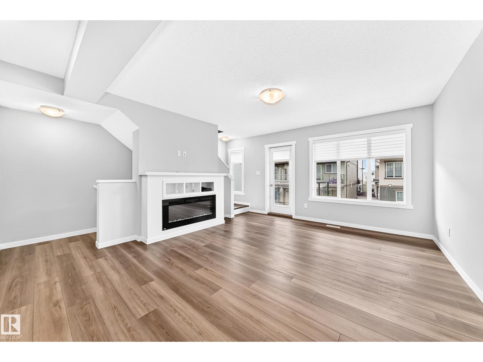 #117 1530 Tamarack Bv Nw Property Photo 14