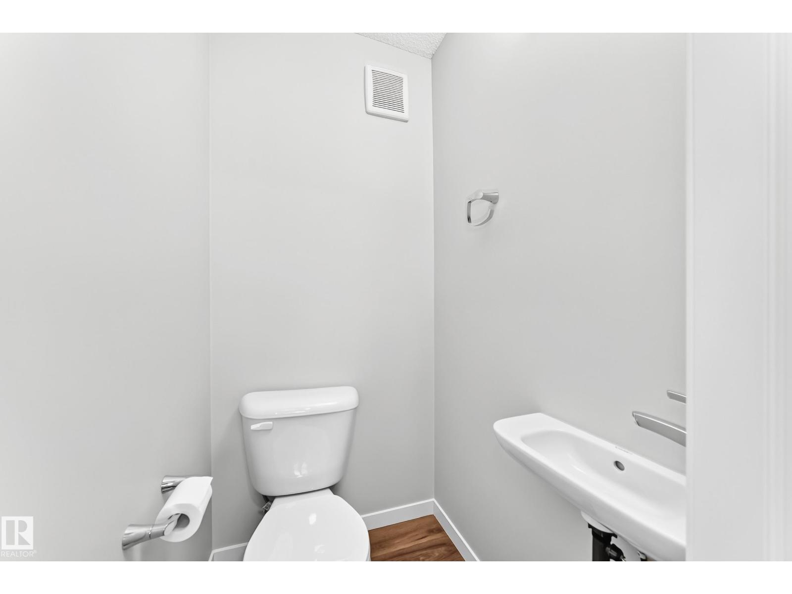 #117 1530 Tamarack Bv Nw Property Photo 23
