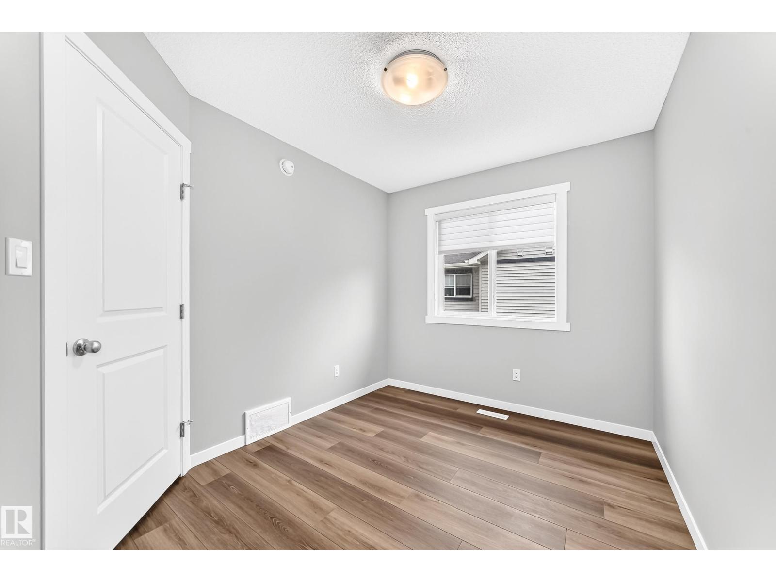 #117 1530 Tamarack Bv Nw Property Photo 33
