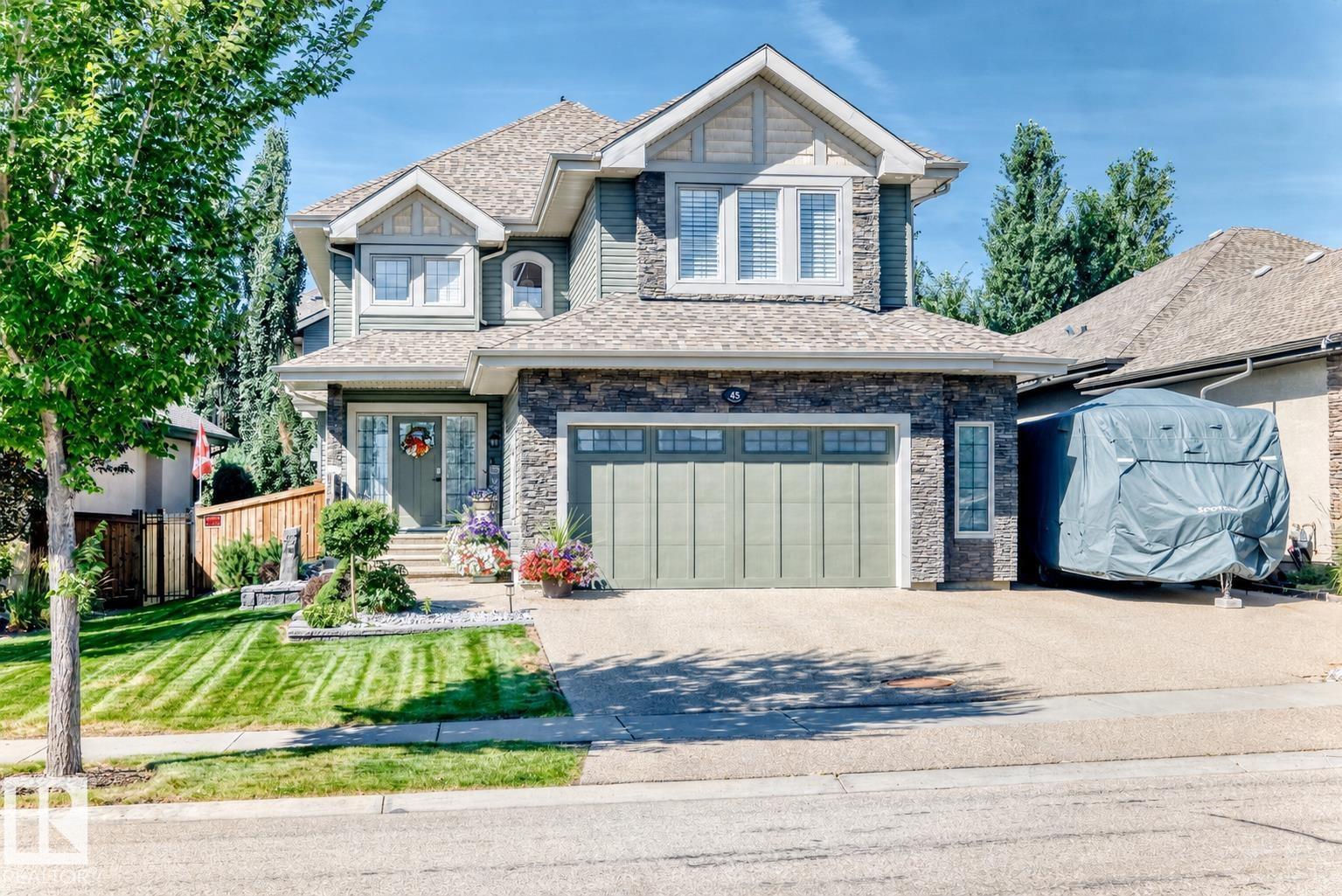 45 LACOMBE DR