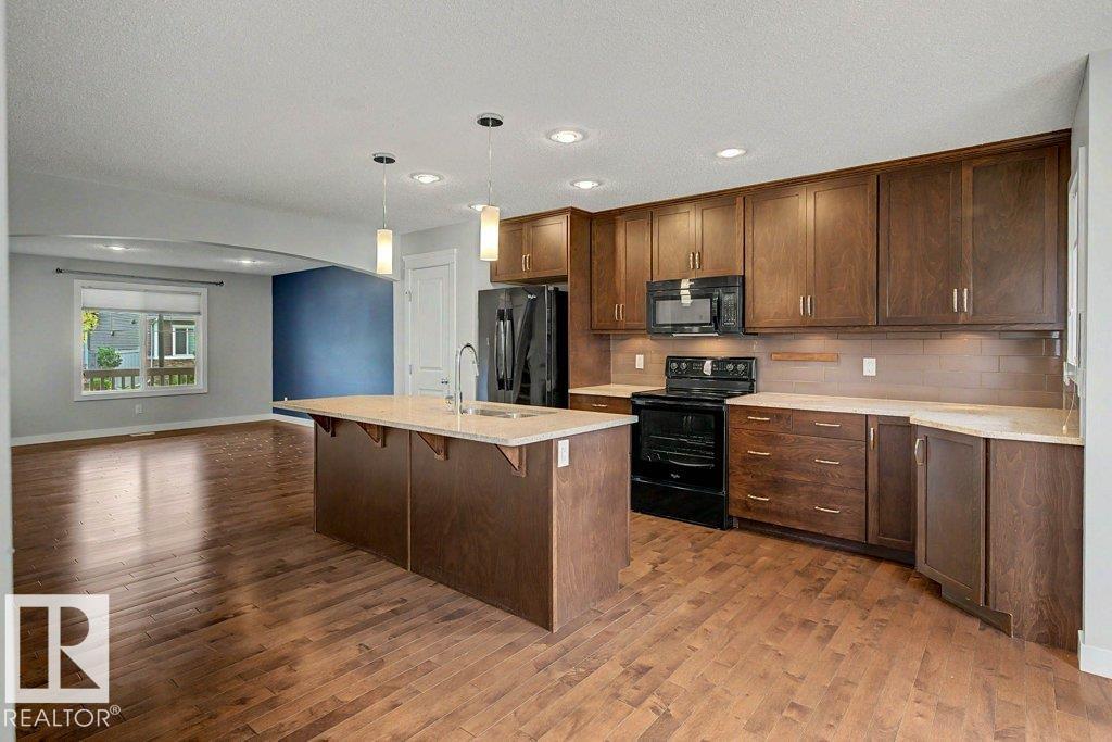 5214 Admiral Walter Hose St Nw Property Photo 12