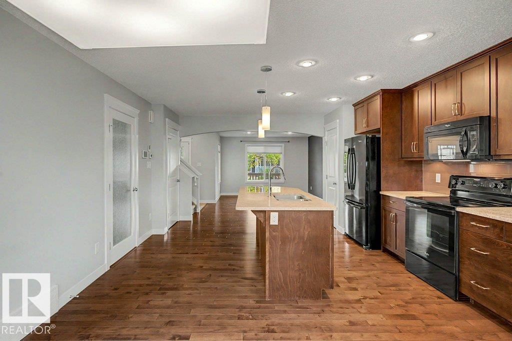 5214 Admiral Walter Hose St Nw Property Photo 18