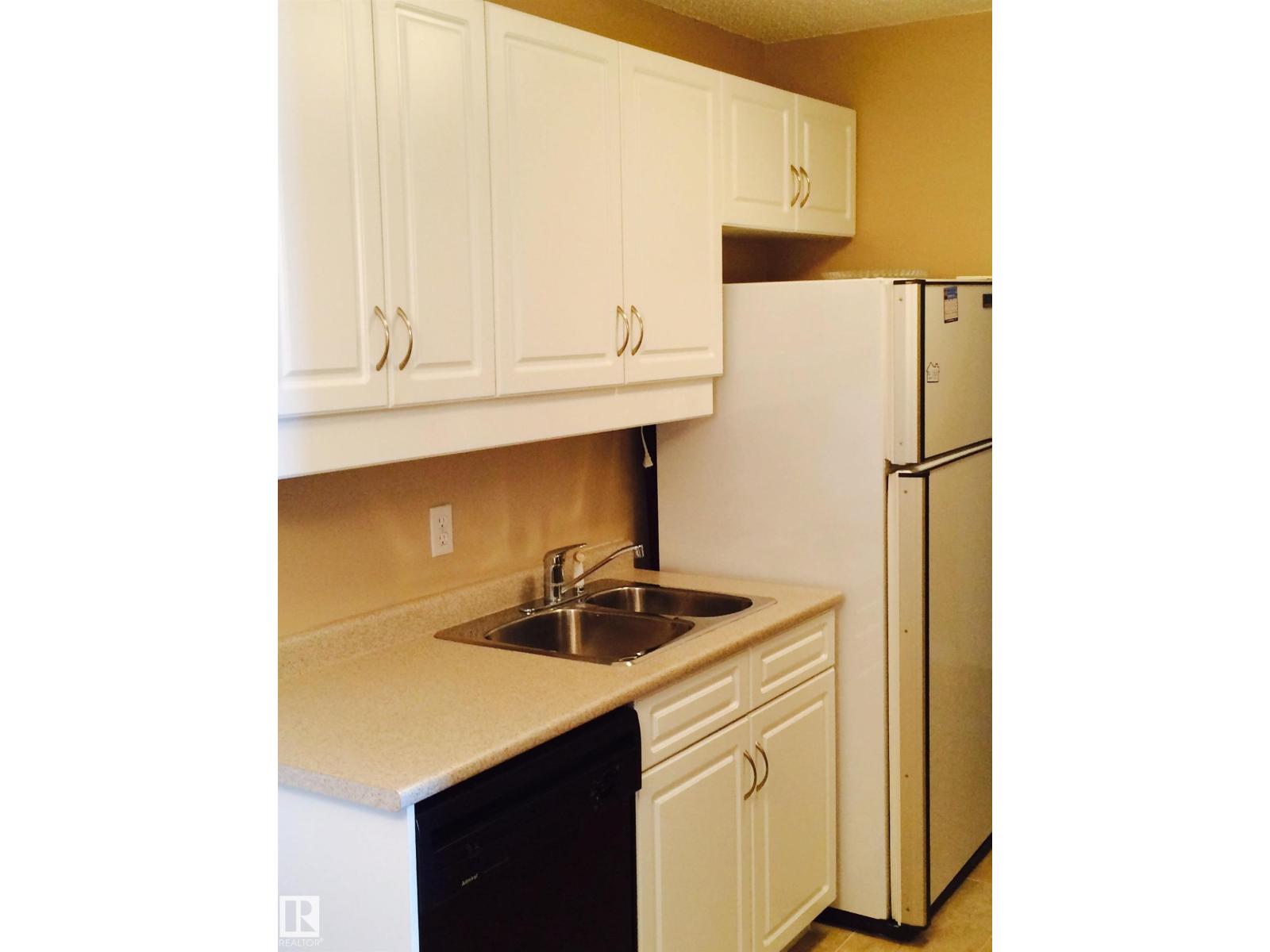 #1406 12141 Jasper Av Nw Property Photo 13
