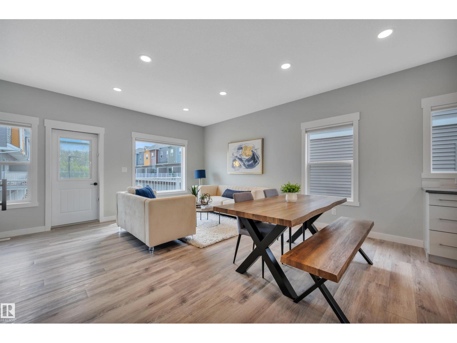 #4 150 Everitt Dr Property Photo 8