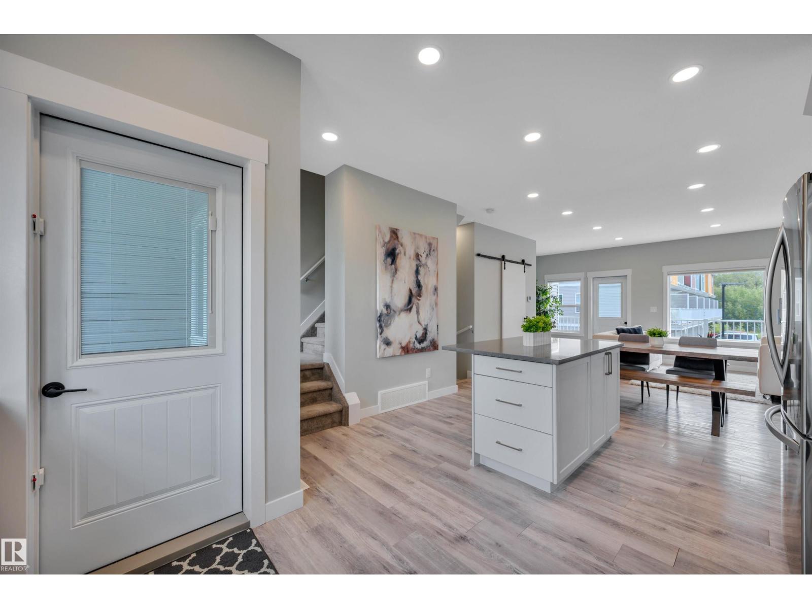 #4 150 Everitt Dr Property Photo 21