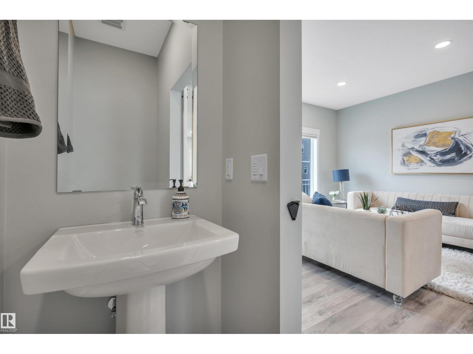 #4 150 Everitt Dr Property Photo 25