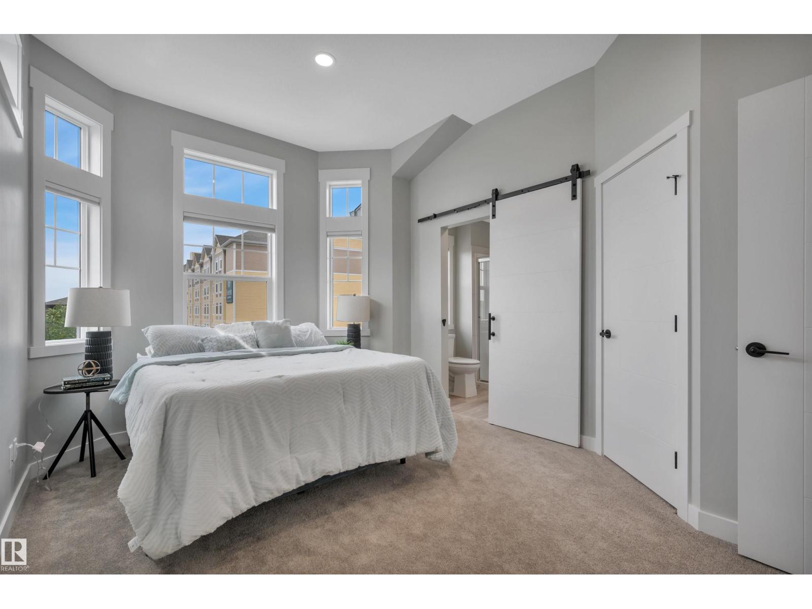 #4 150 Everitt Dr Property Photo 29