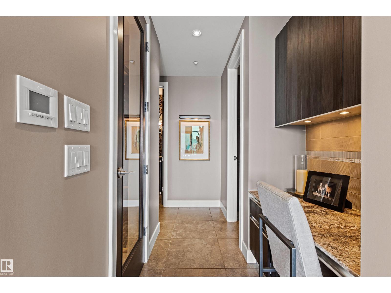 #401 11930 100 Av Nw Property Photo 40
