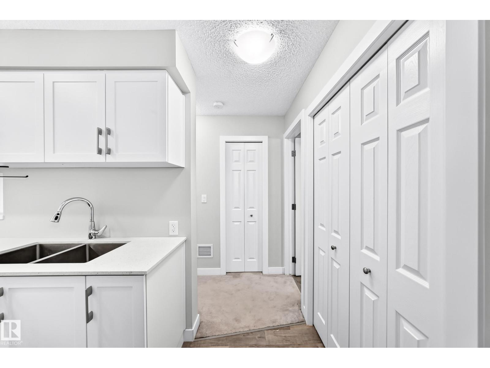 #220 11511 27 Av Nw Property Photo 9