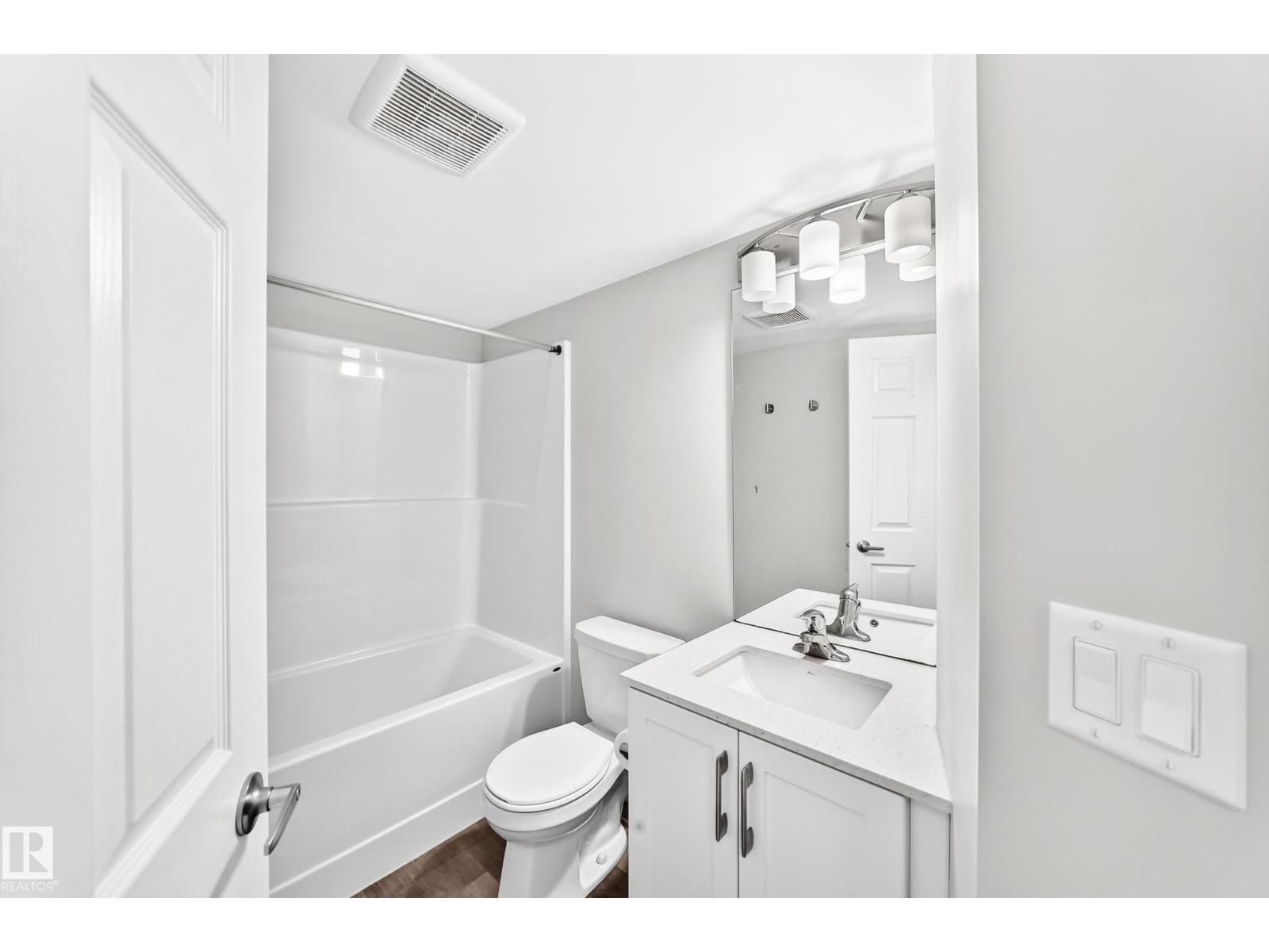 #220 11511 27 Av Nw Property Photo 29