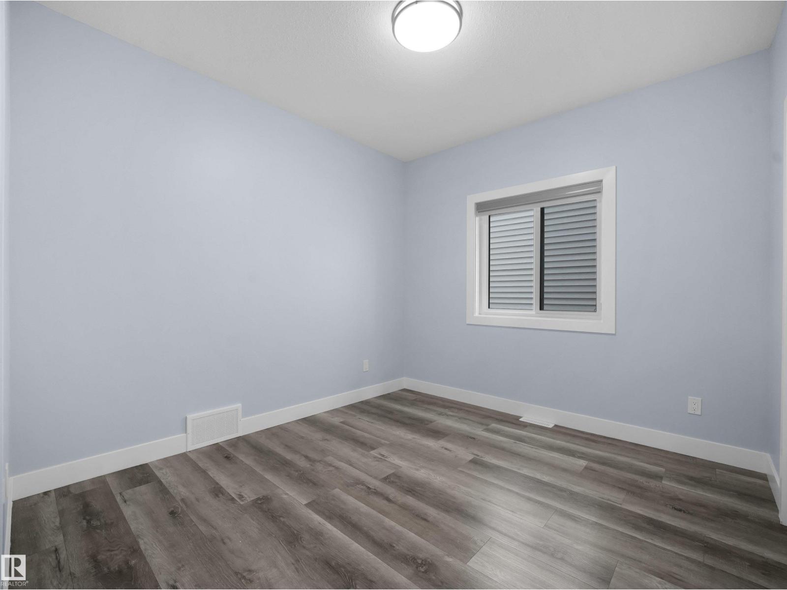 829 Morris Av Property Photo 8