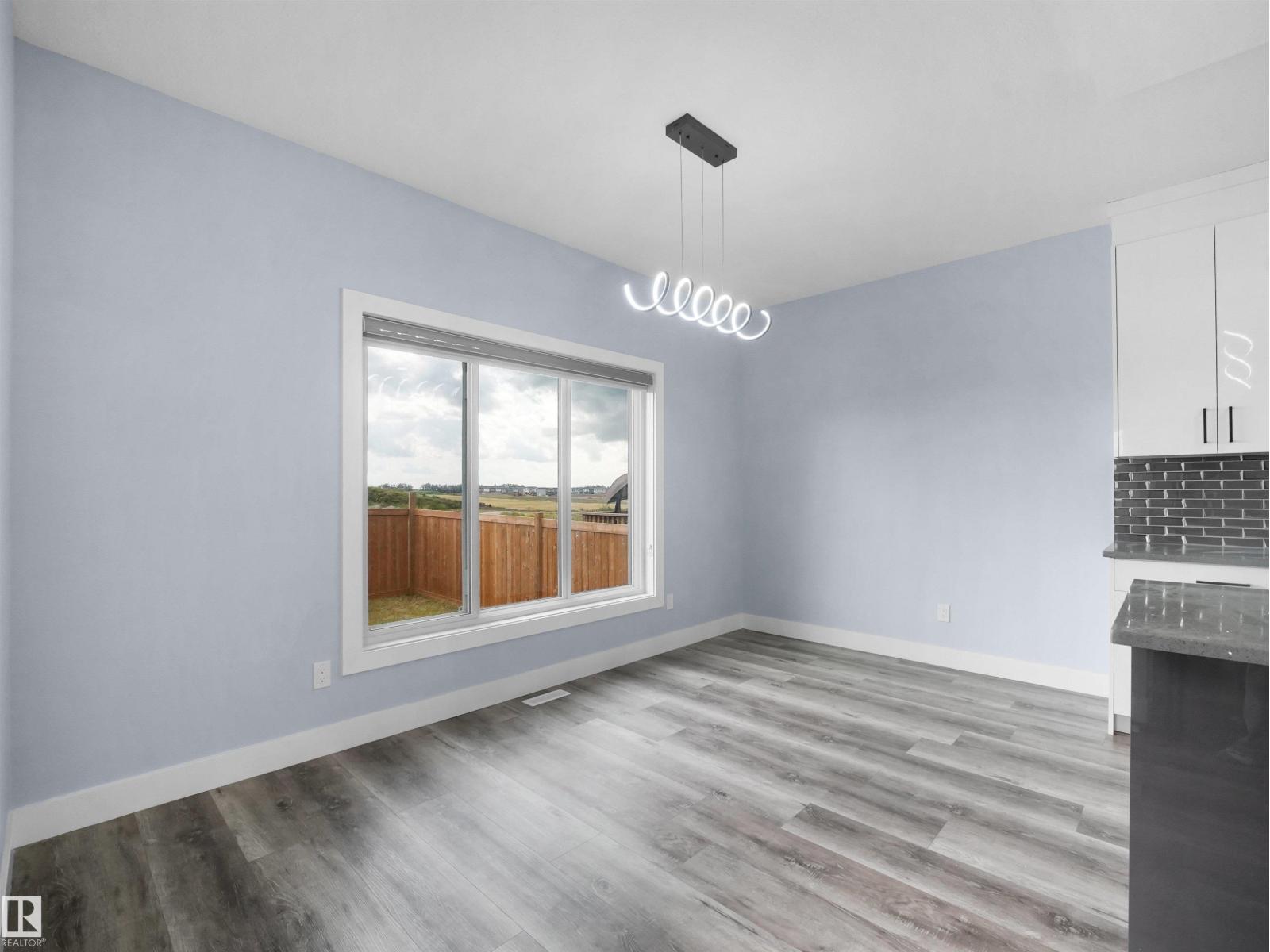 829 Morris Av Property Photo 17
