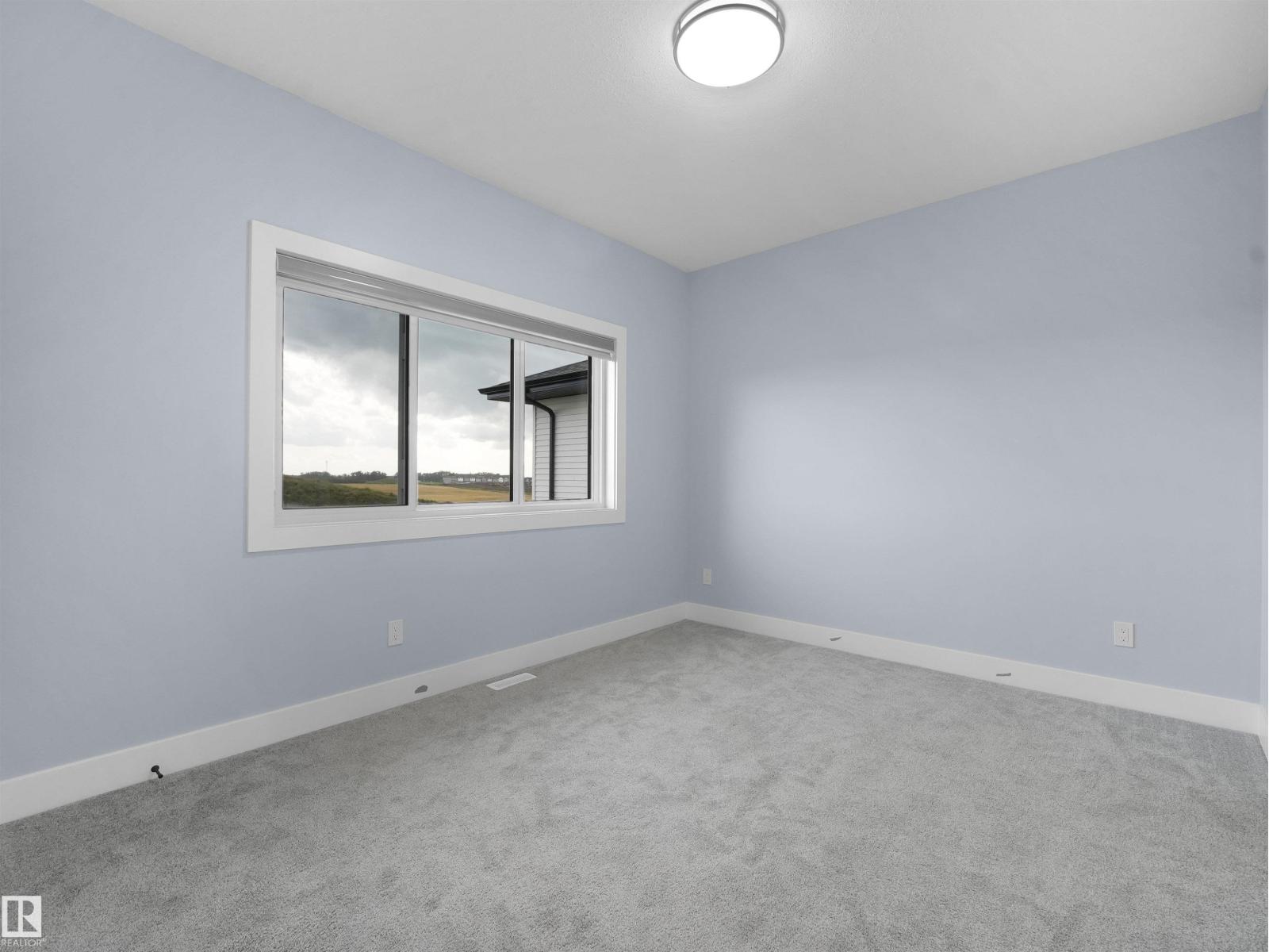829 Morris Av Property Photo 35