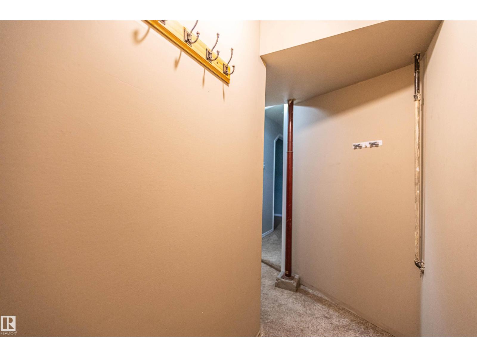 5207 103 Av Nw Property Photo 34