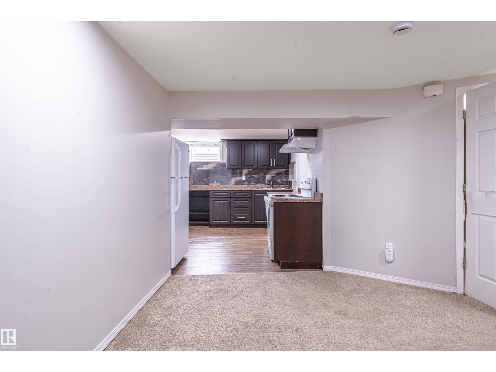 5207 103 Av Nw Property Photo 37