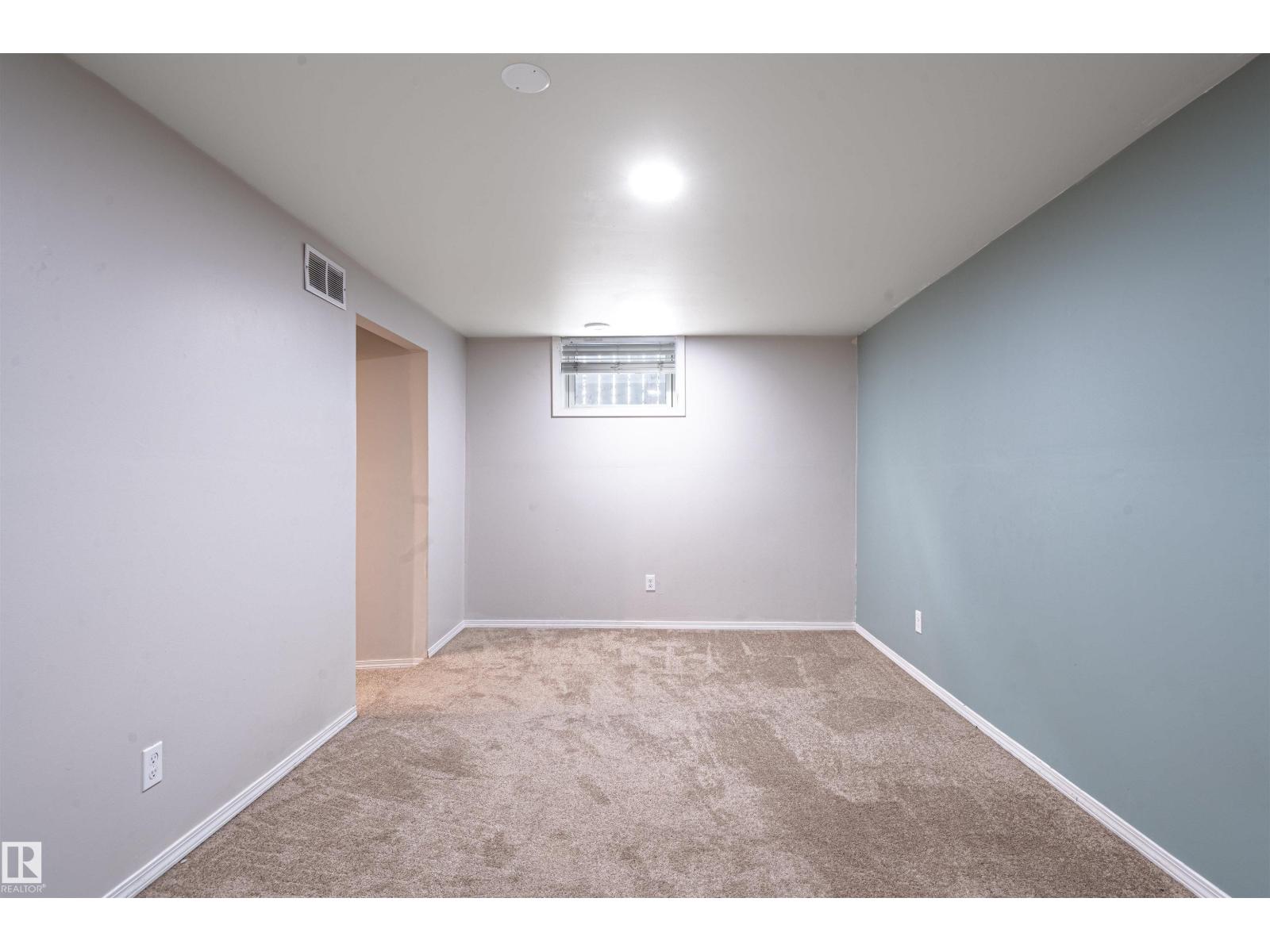 5207 103 Av Nw Property Photo 50