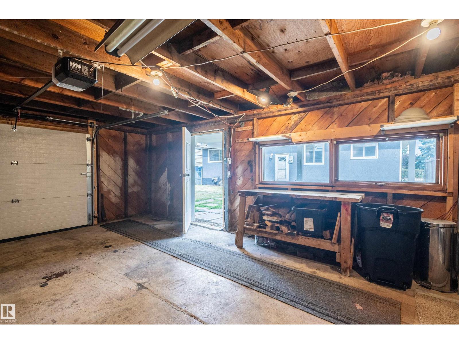 5207 103 Av Nw Property Photo 67