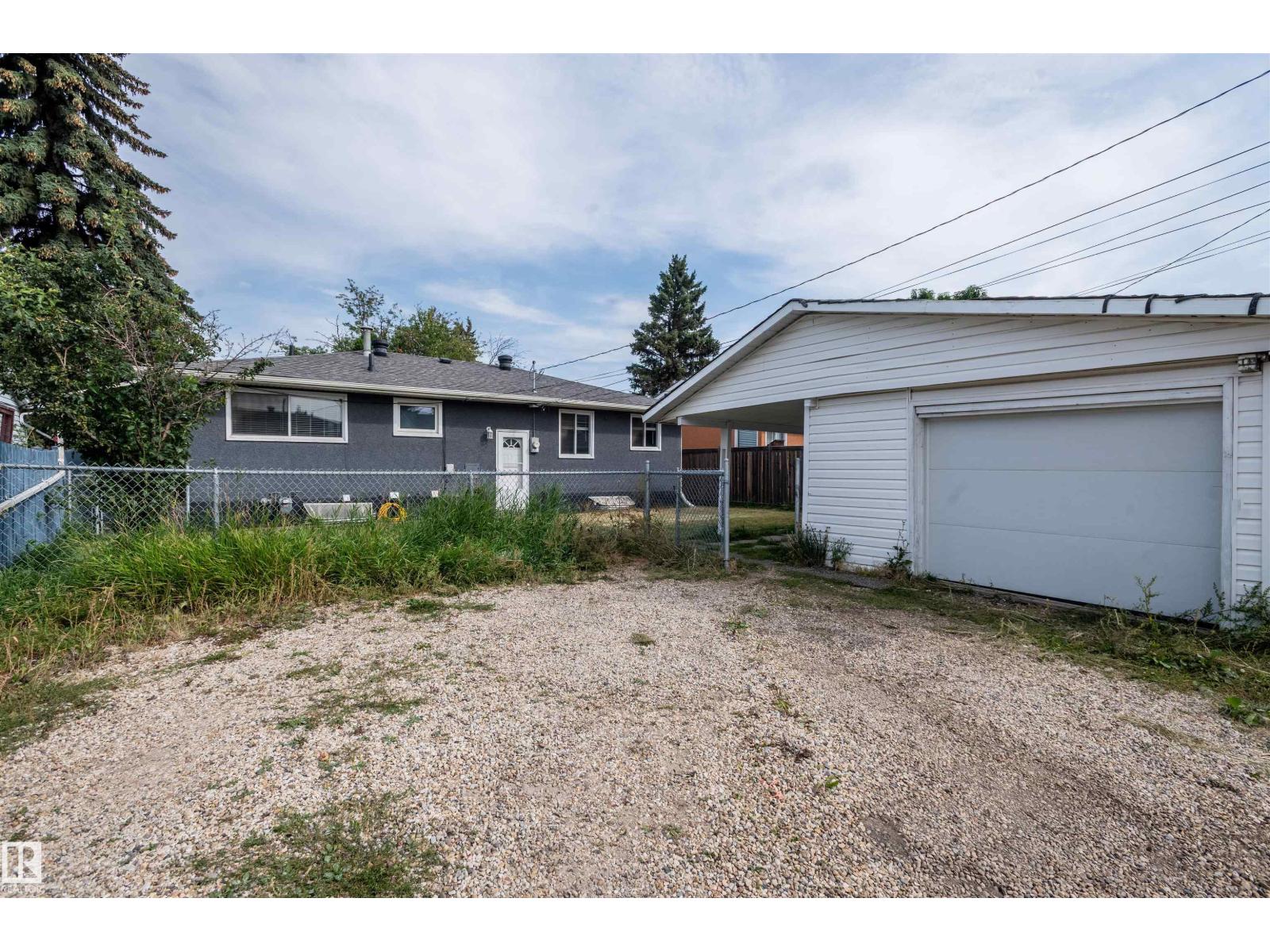 5207 103 Av Nw Property Photo 70
