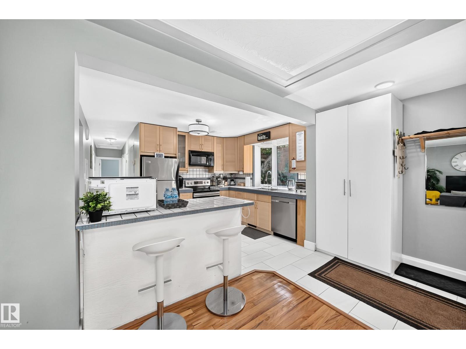 10139 74 St Nw Property Photo 13