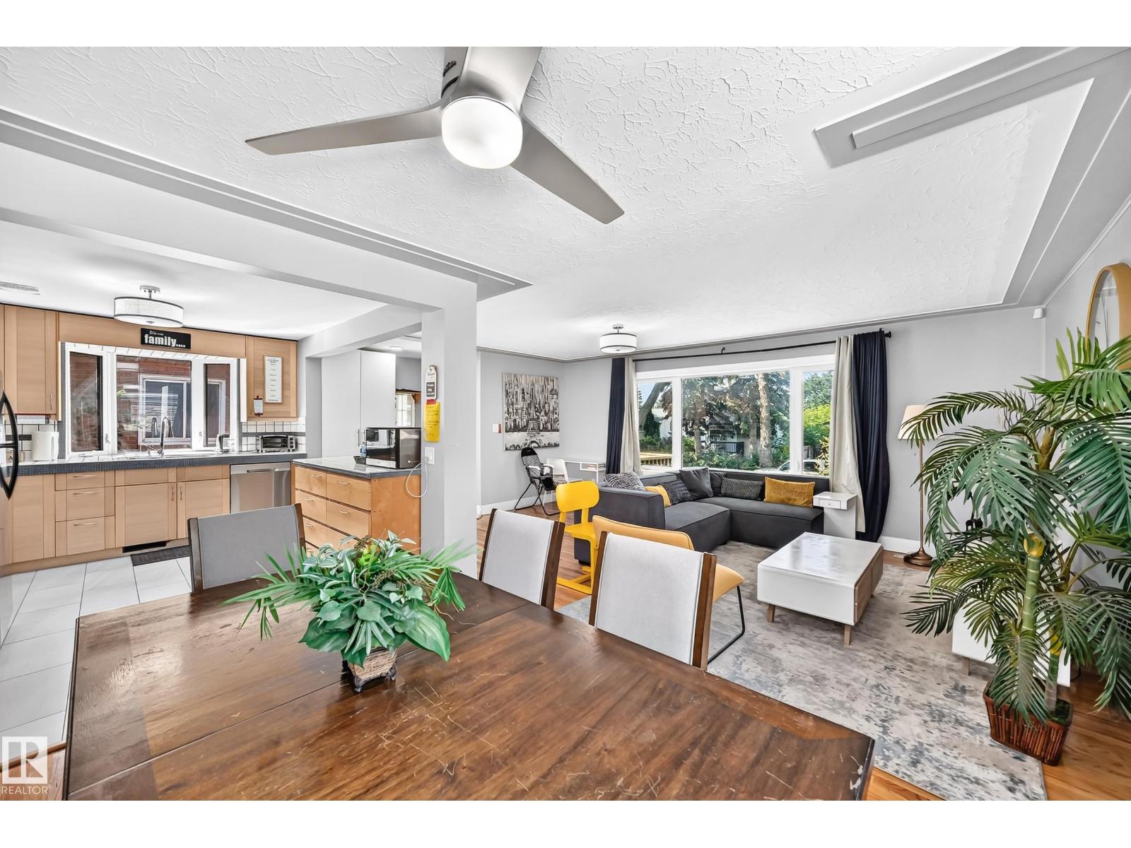 10139 74 St Nw Property Photo 14
