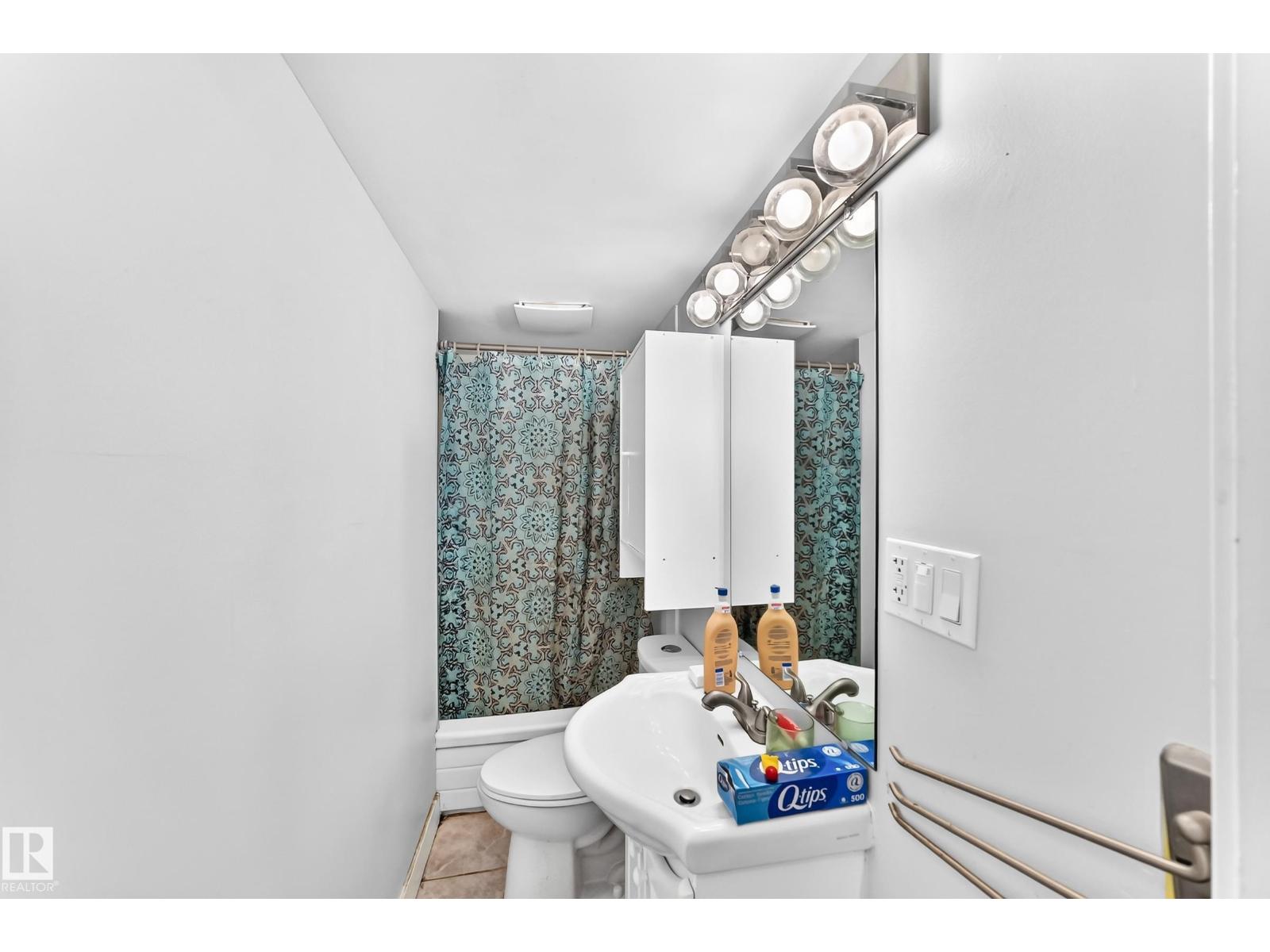 10139 74 St Nw Property Photo 28