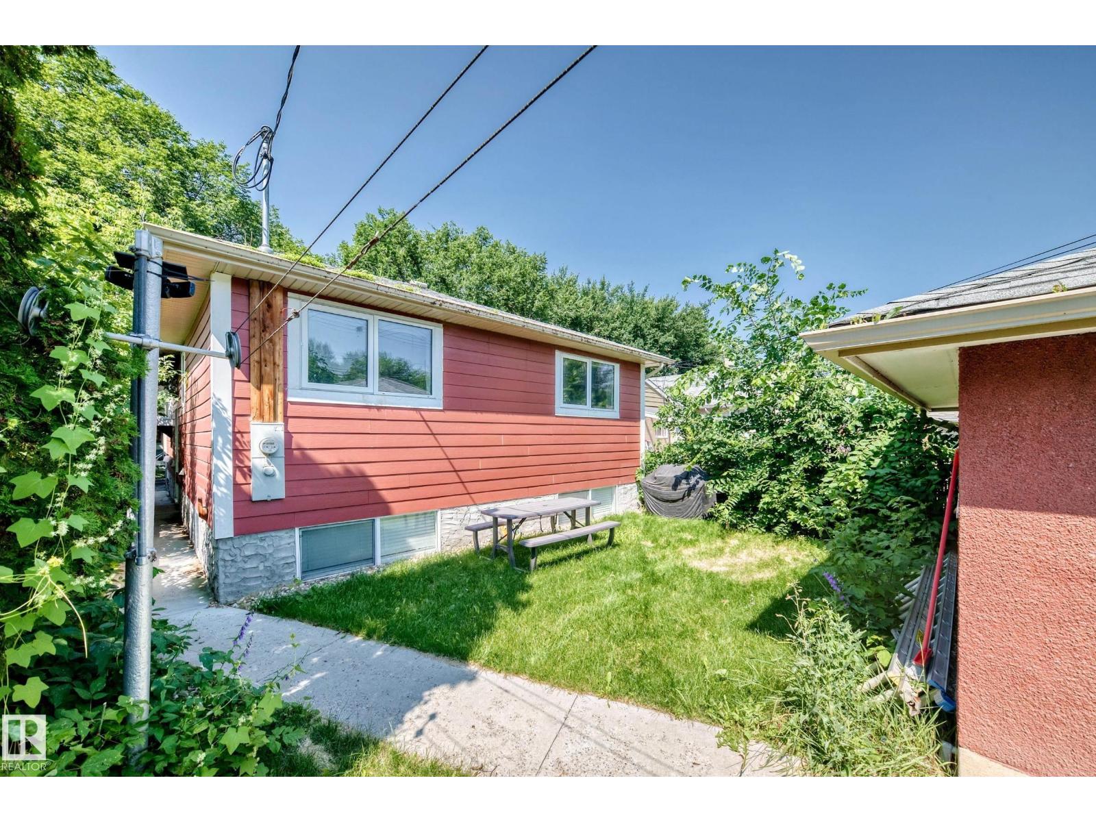 10139 74 St Nw Property Photo 30