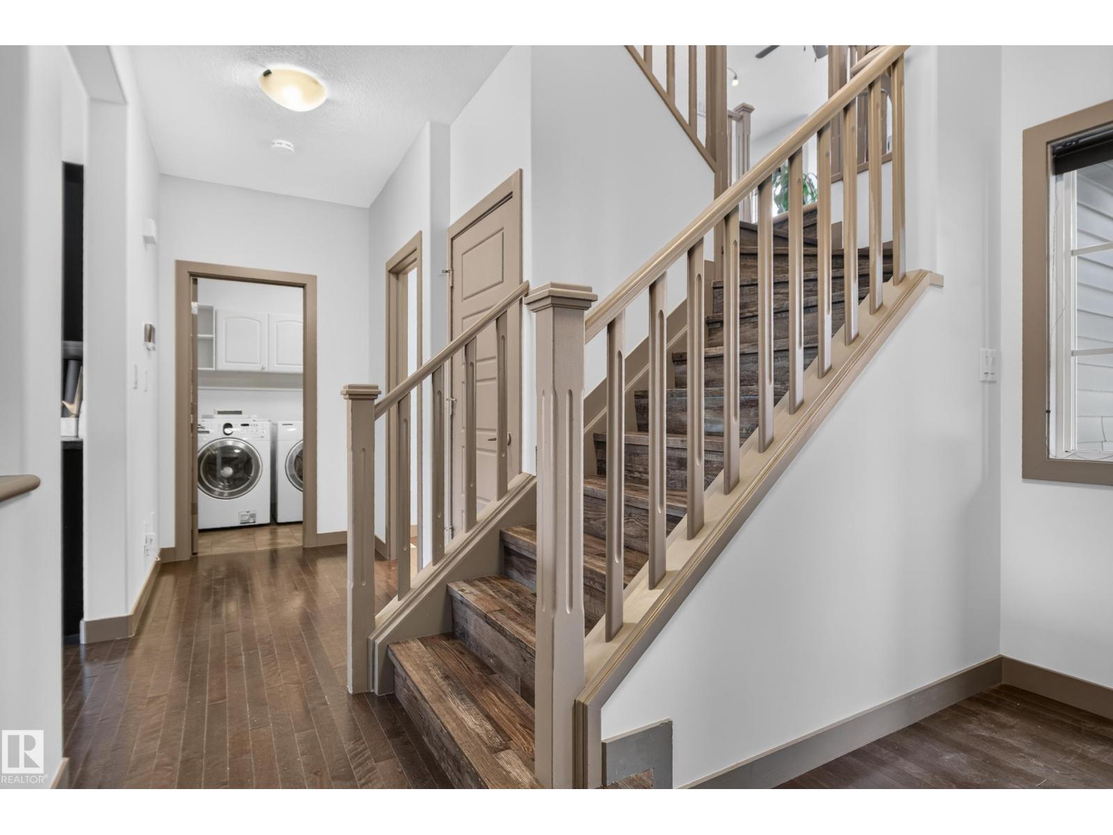 1107 Chahley Ct Nw Property Photo 5