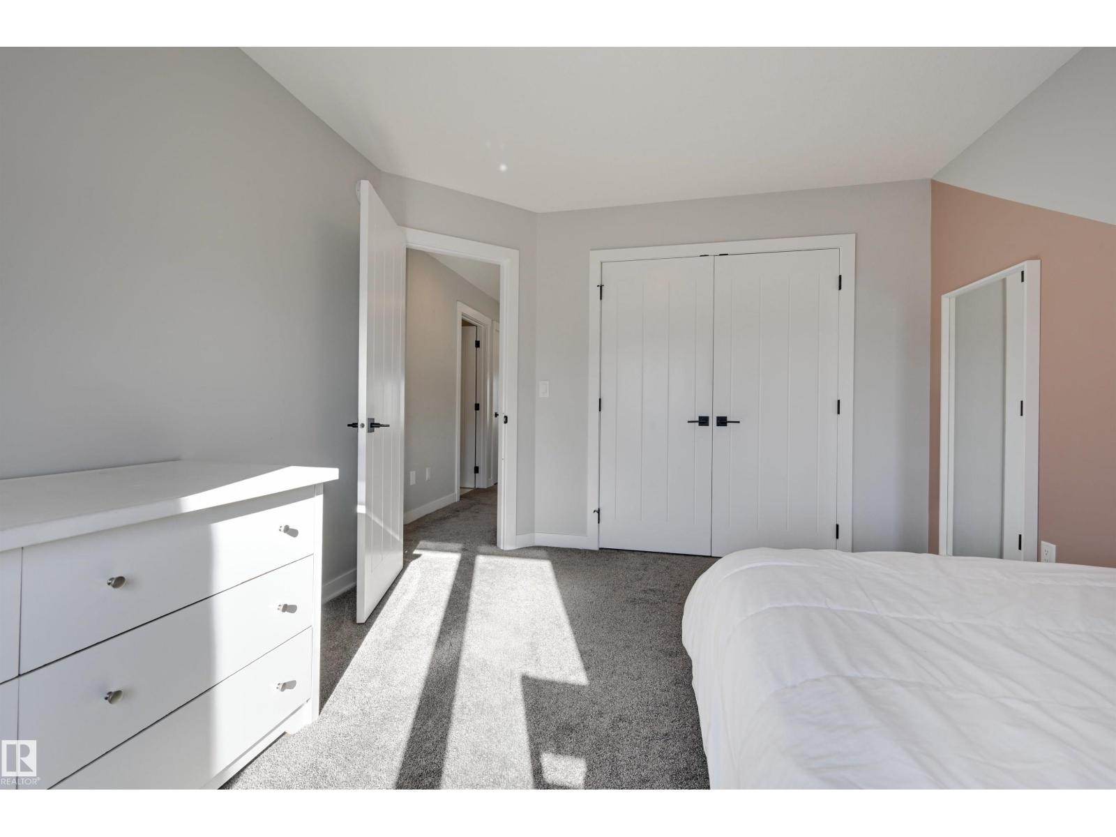 550 Eagleson Wd Nw Property Photo 40