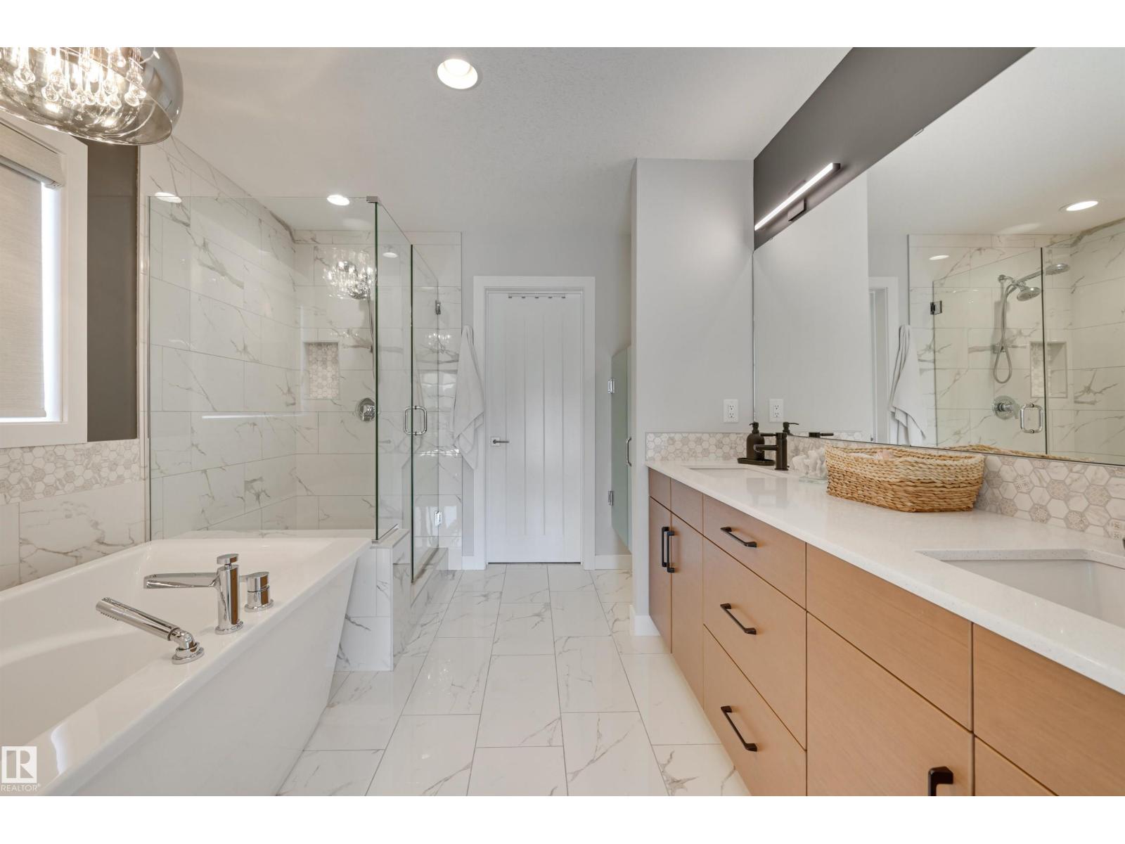 550 Eagleson Wd Nw Property Photo 44