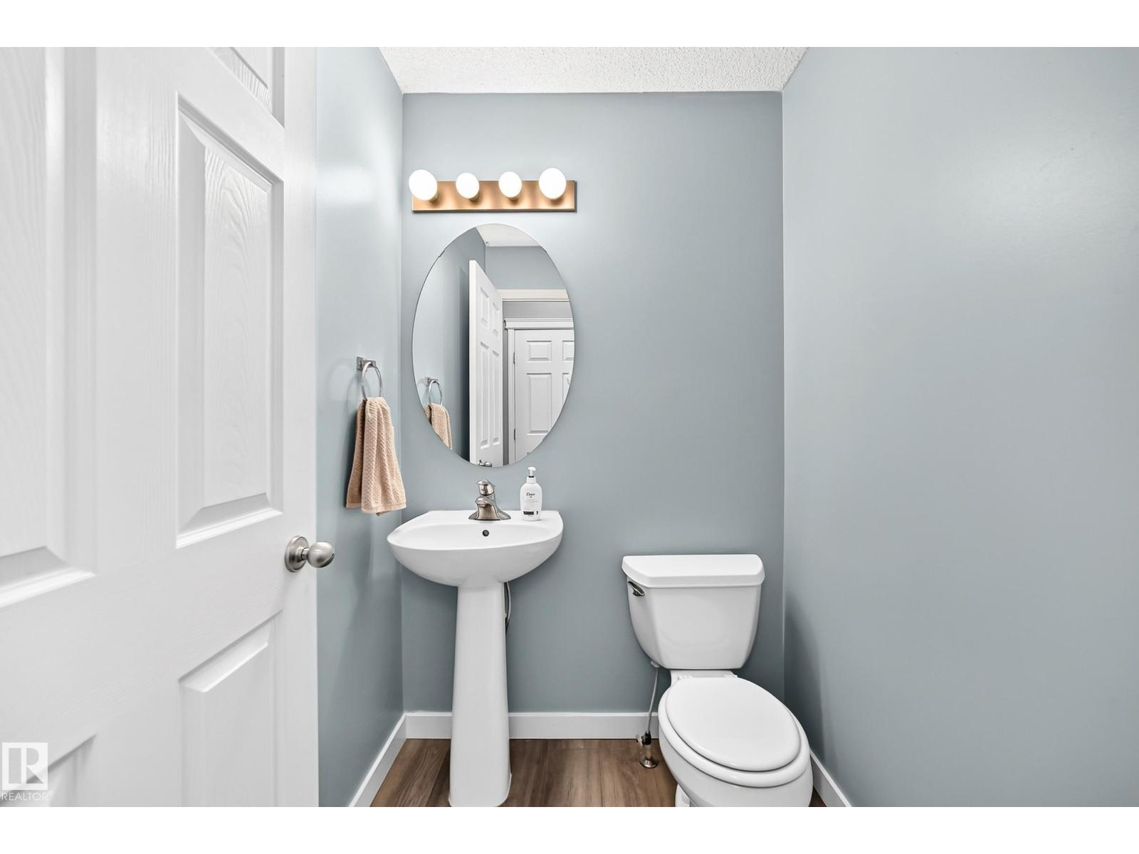 7824 14 Av Sw Property Photo 14