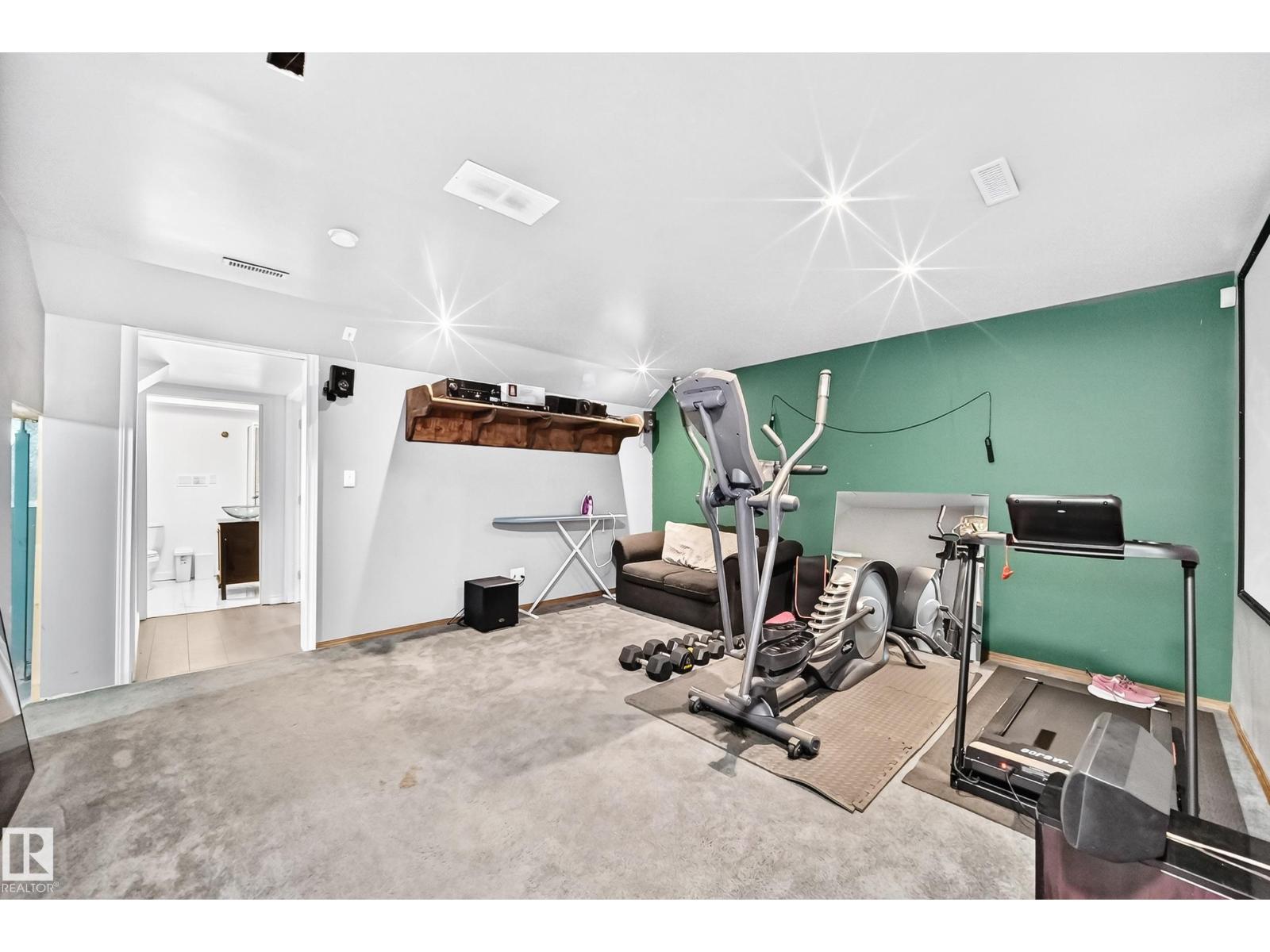 7824 14 Av Sw Property Photo 22