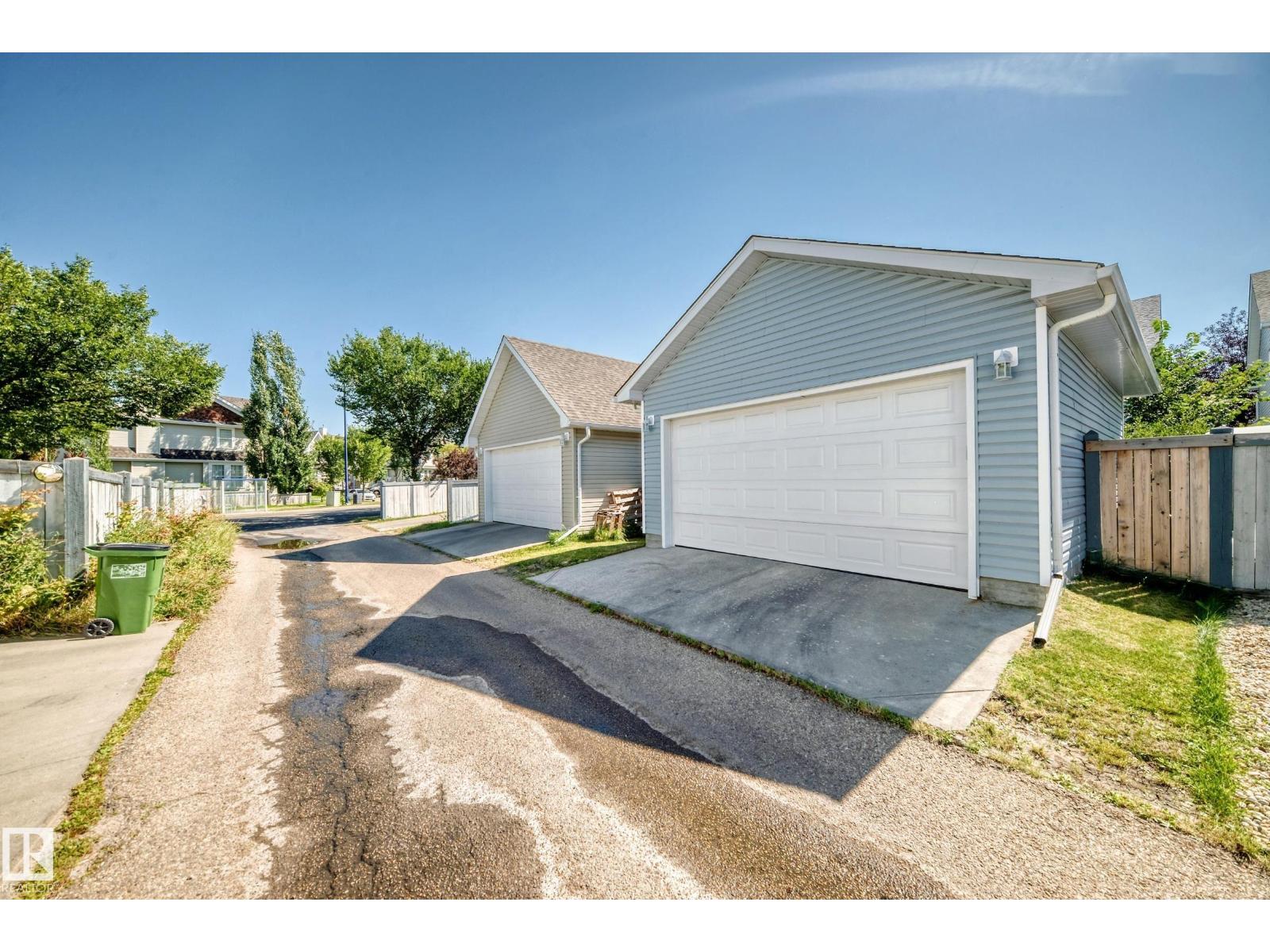 7824 14 Av Sw Property Photo 29