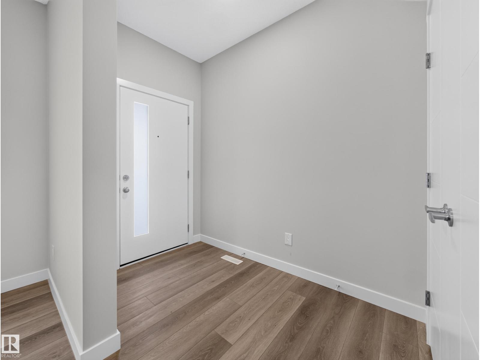 301 Brae Wy Property Photo 5