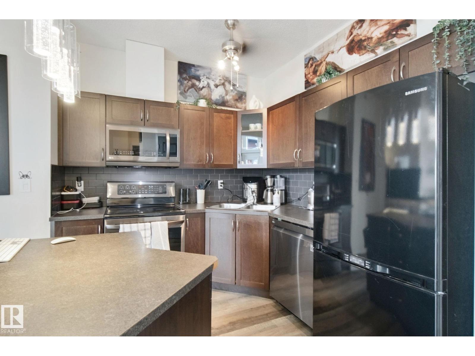 #409 400 Silver Berry Rd Nw Property Photo 12