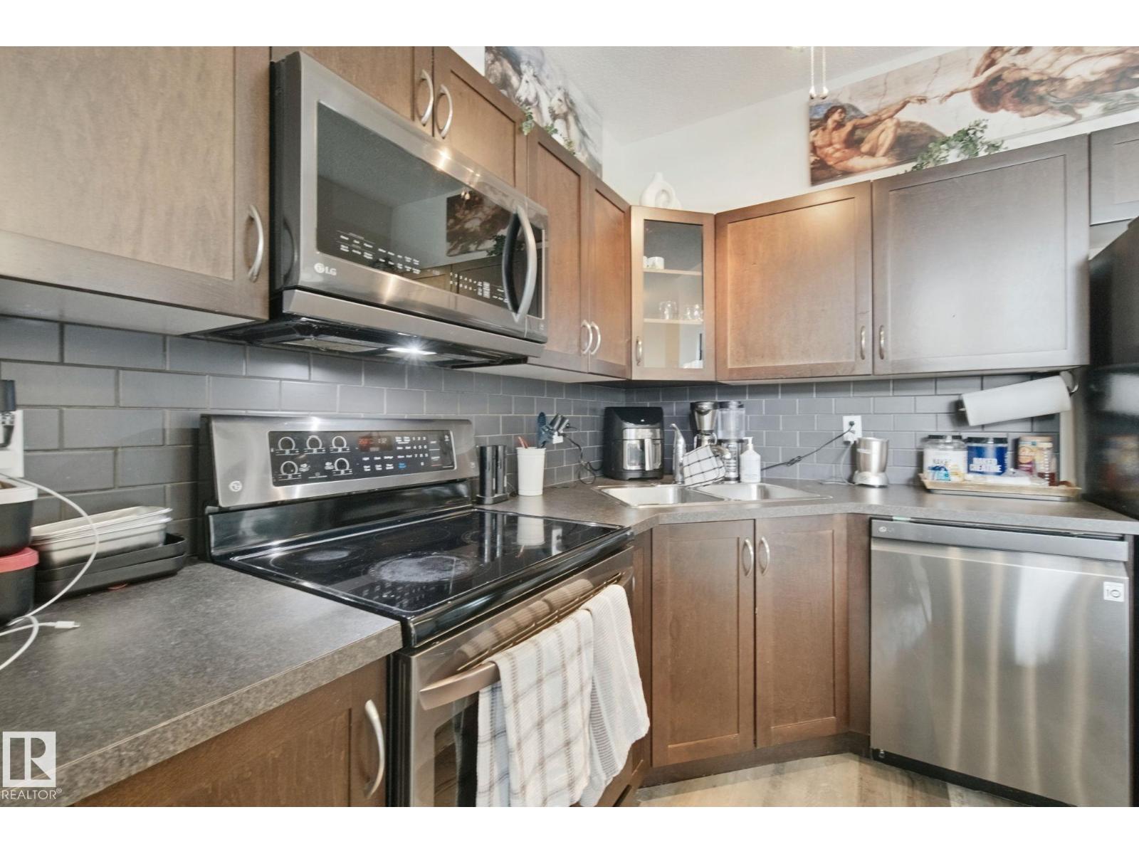 #409 400 Silver Berry Rd Nw Property Photo 13